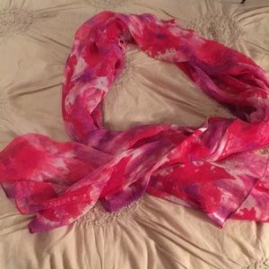 Gorgeous pink sheer scarf